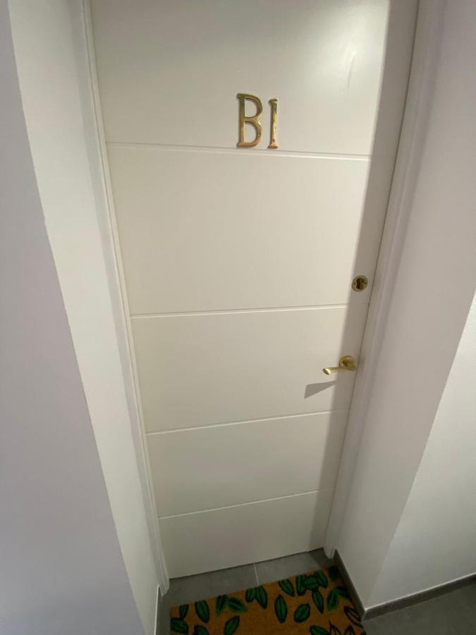 Cozy Suite Apartment, Wifi! Santa Coloma de Gramanet Esterno foto